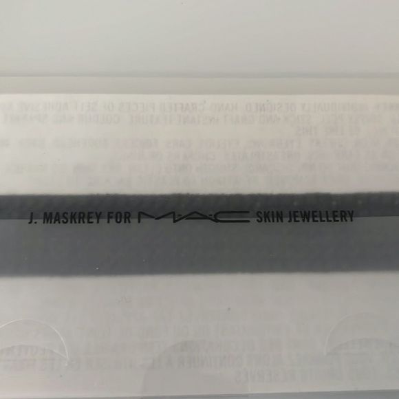 Mac Cosmetics - skin jewellery - rare - Picture 2 of 3